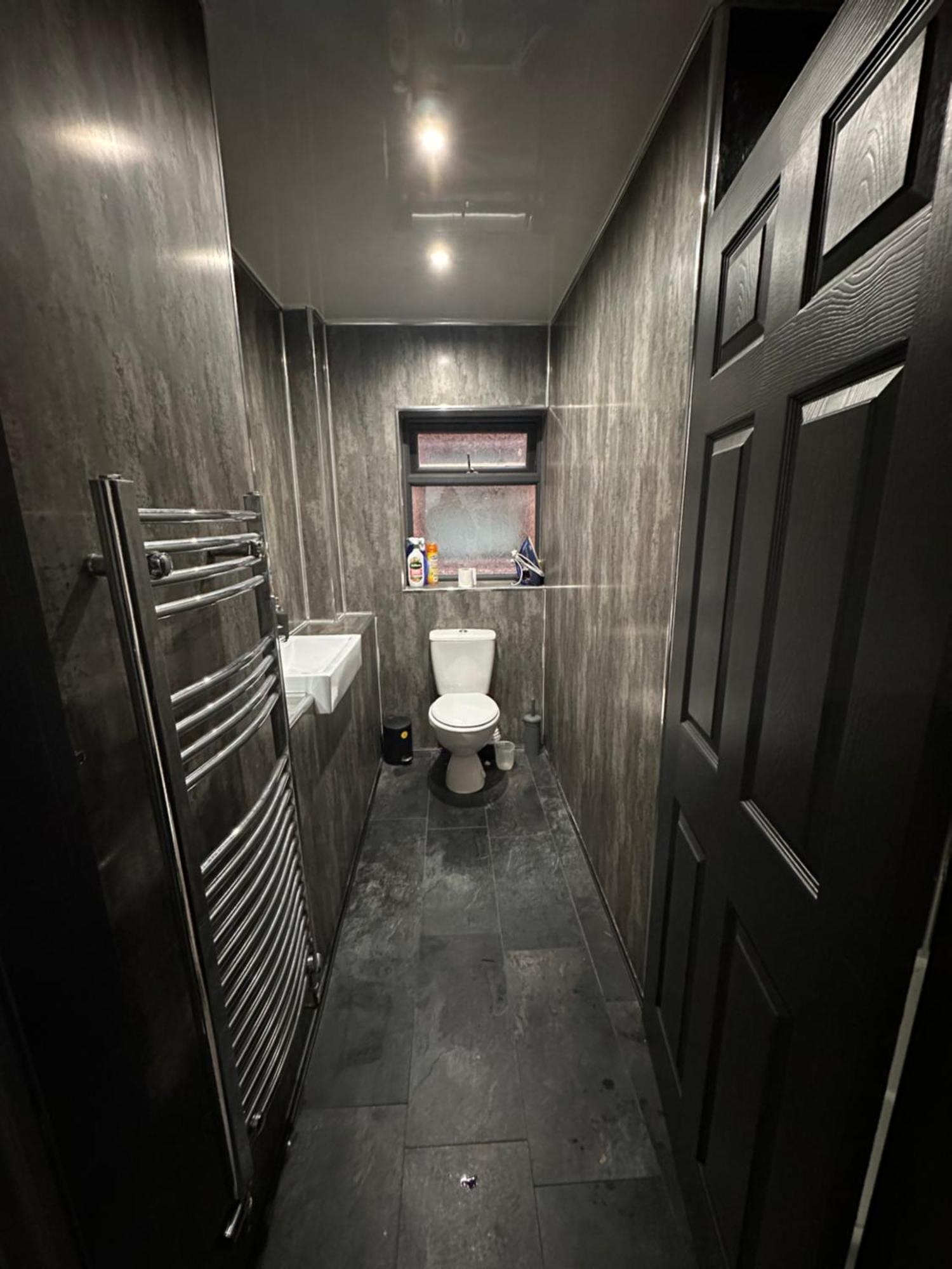 Cozy Double Near Train Station Homestay Birmingham